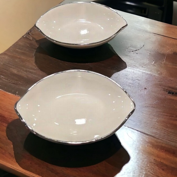 Lenox Olympia Lemon Shaped Ivory Color with Platinum Trim Trinket Dish - Picture 2 of 14